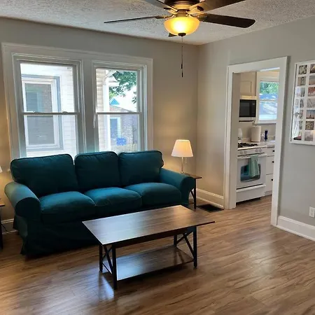 Warren 1 Bedroom Unit Near Xavier Downtown